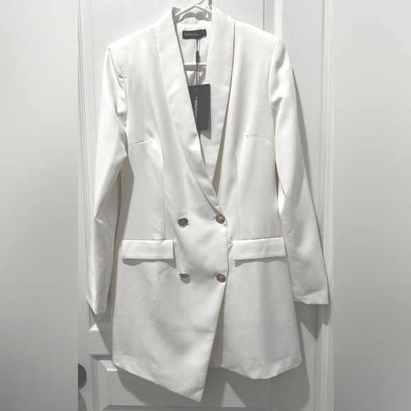 NWT PrettyLittleThing Long Sleeve Creamy White Gold Button Blazer Dress - Picture 3 of 13